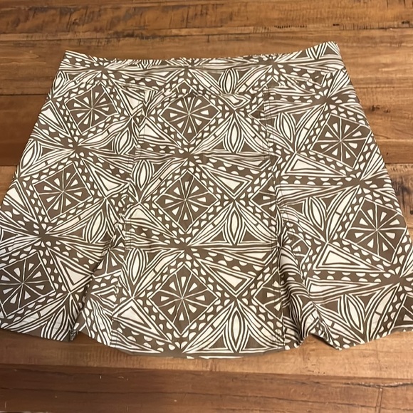 Ripskirt hawaii size medium - Picture 2 of 11